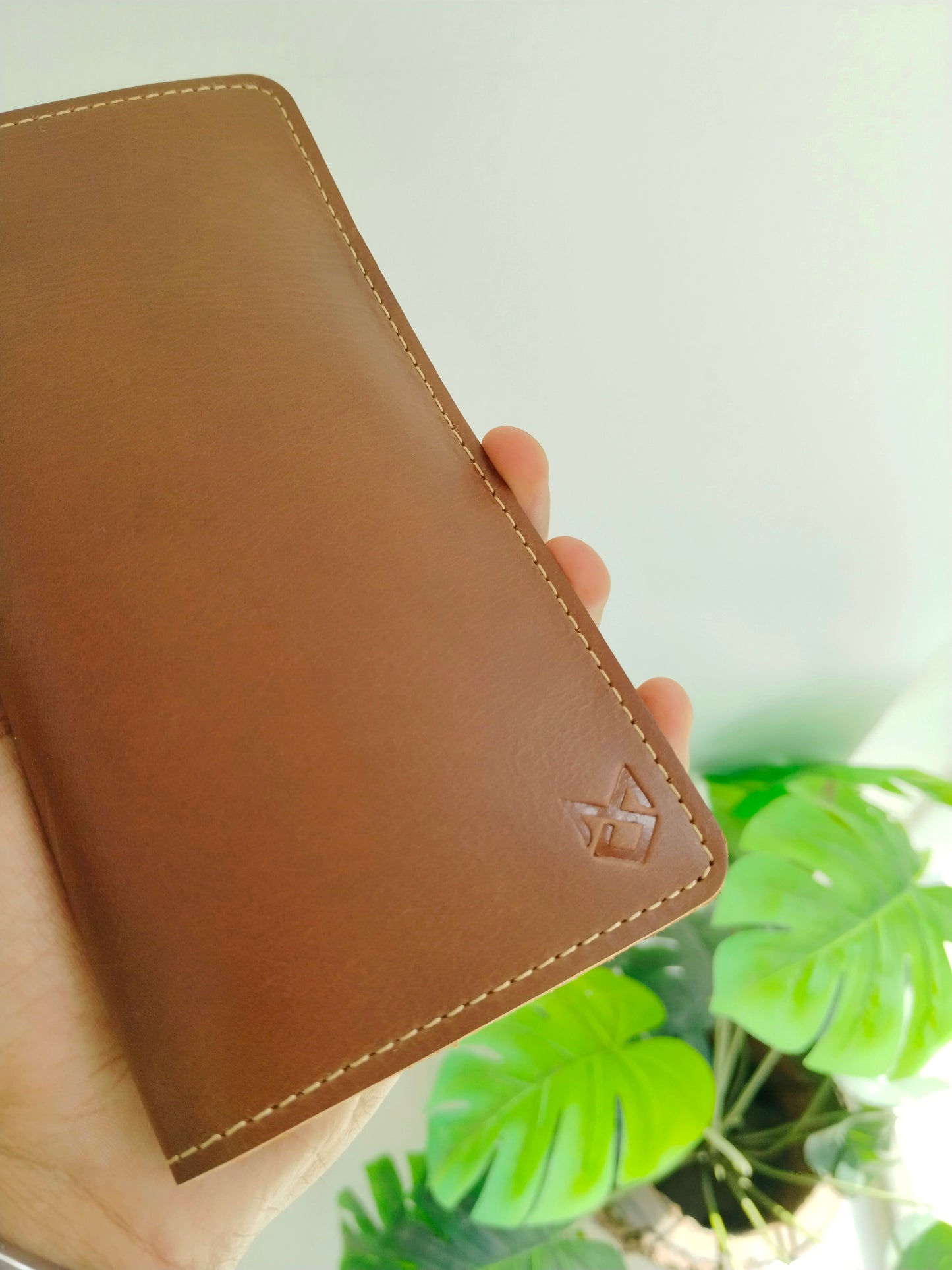 HOOF - Camel Leather Organiser